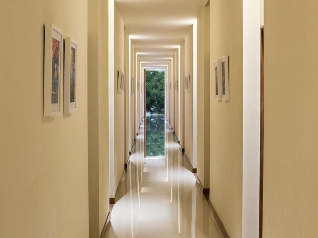 Aveon Express Hotel By Daphna International Yogyakarta Exterior foto